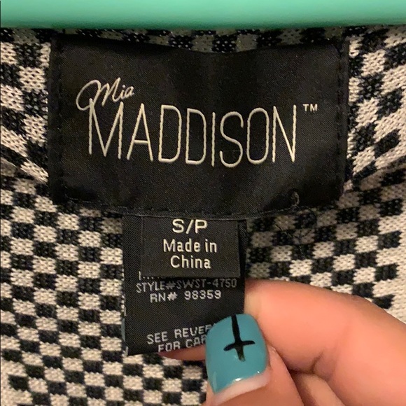 Cardigan - Picture 3 of 3